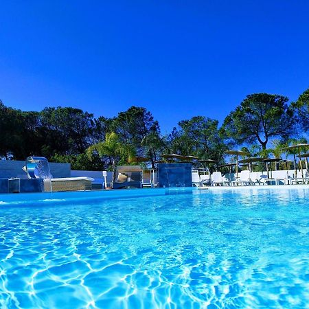 Hotel Cristallo Paestum كاباتشو - بايستوم المظهر الخارجي الصورة